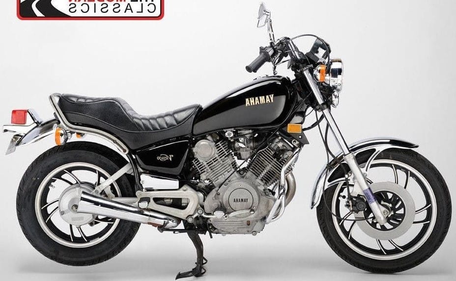 YAMAHA XV 750 VIRAGO